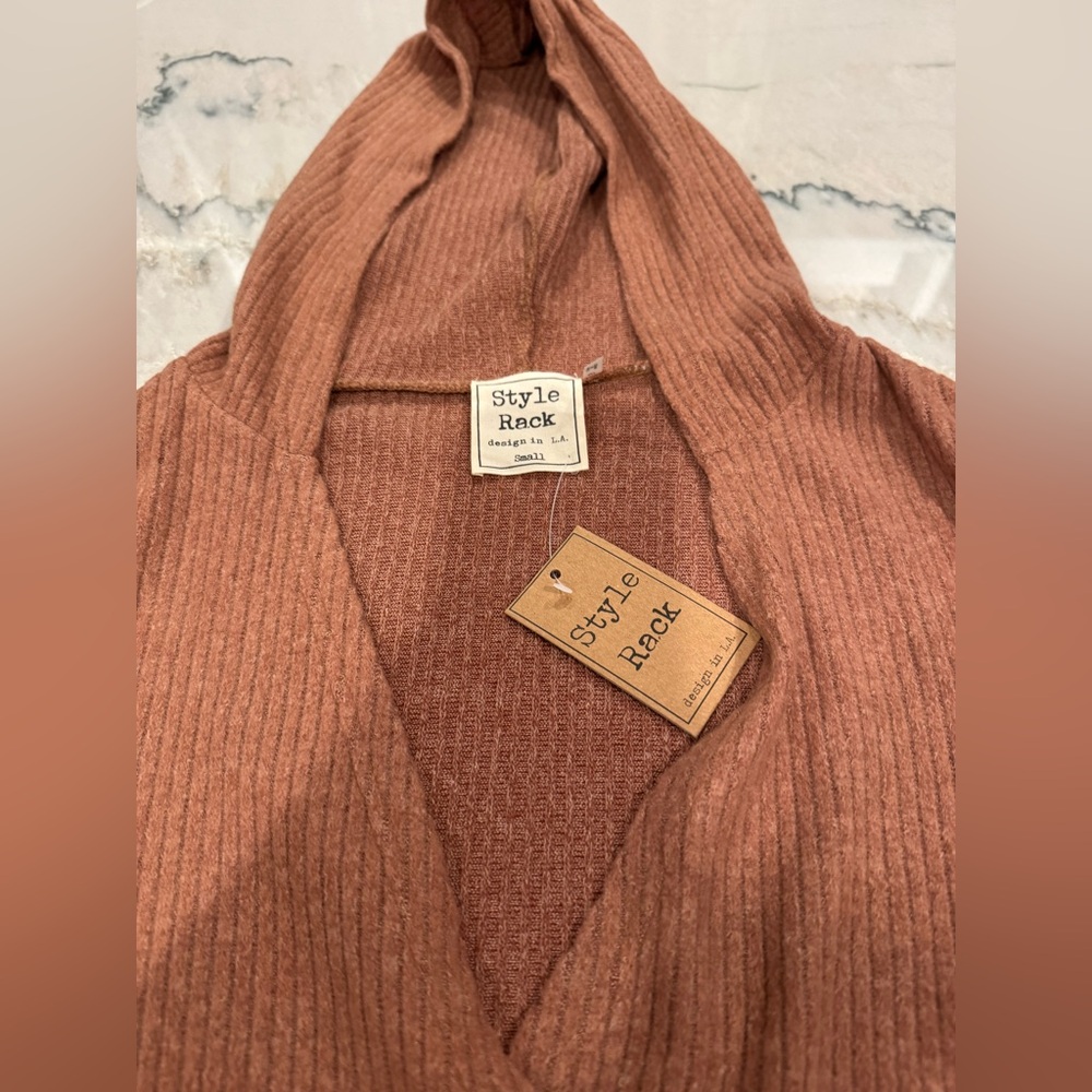 Style Rack Women’s Sweater Small